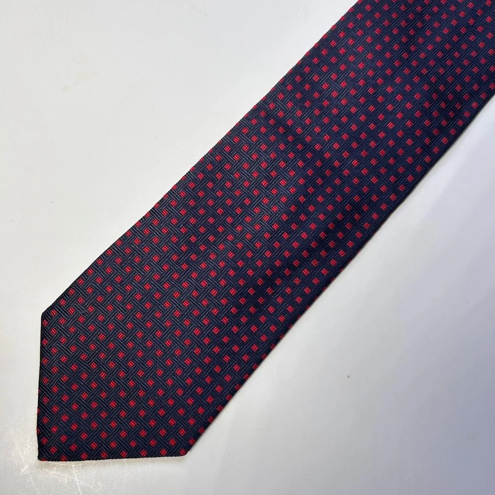 Vintage Nick Hilton Mens Silk Tie Navy Red Geometric‎ Woven Italy Luxury Necktie
